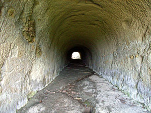 初代中山隧道：洞内
