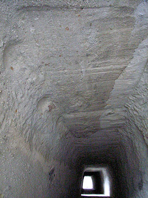 福浦隧道：洞内
