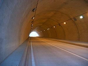 古市トンネル：トンネル内部