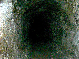 細川柱本隧道：トンネル内部１