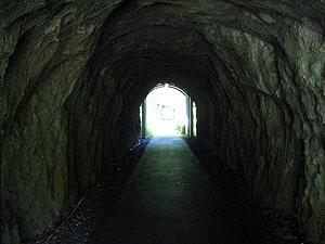 犬瀬４号隧道：トンネル内部