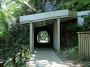 犬瀬５号隧道：北側坑門