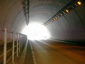 石原トンネル：トンネル内部