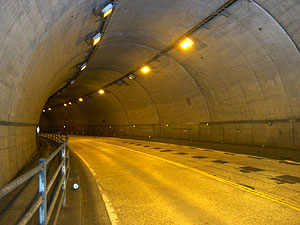 小原トンネル：トンネル内部