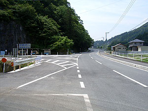 県道33号分岐・岡山県新見市哲多町矢戸