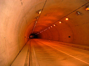 黎明トンネル：トンネル内部