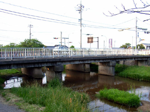 Azenashi-bashi Footbridge